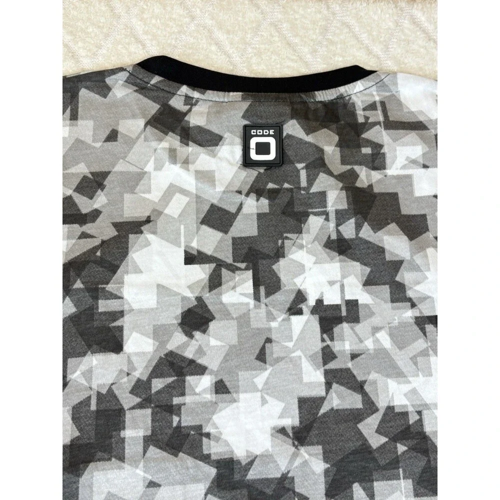 NWT Alfa Romeo Racing F1 Team Orlen Camo Pixilated Men’s Shirt Size L
